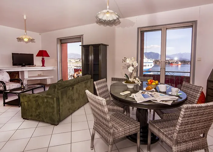 Le Dauphin Ajaccio (Corsica)