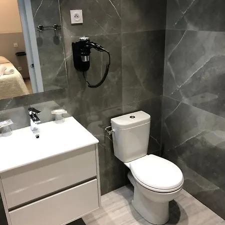 Le Dauphin Hotel 2*