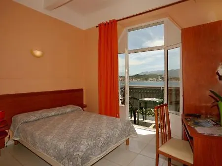 Hotel Le Dauphin