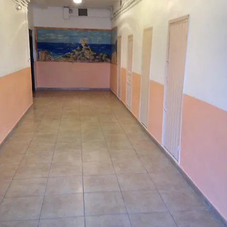 Hotel Le Dauphin 2*
